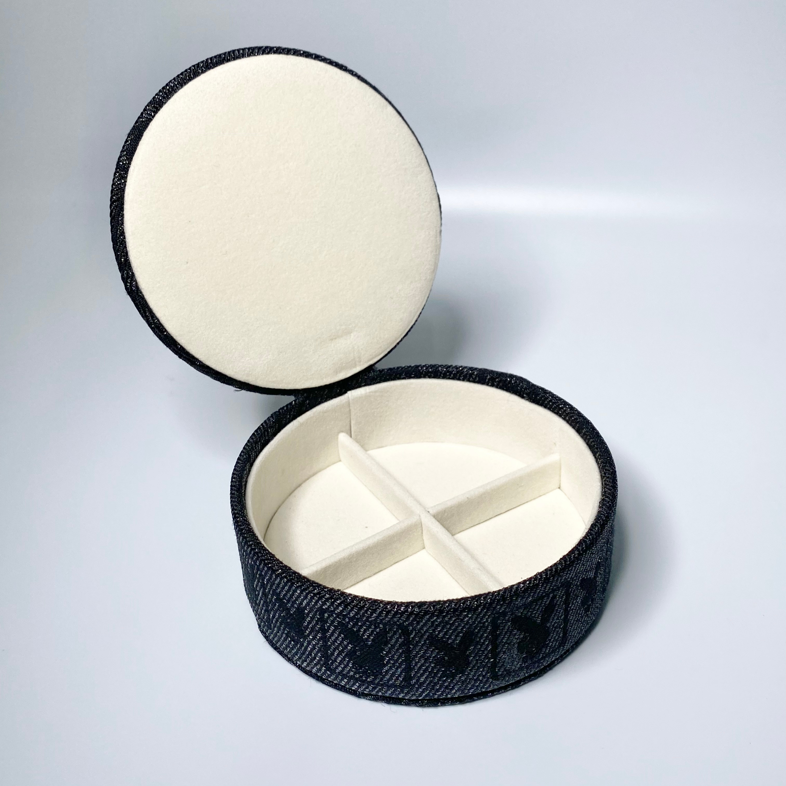 Black Glitter Playboy Jewellery Box image 2
