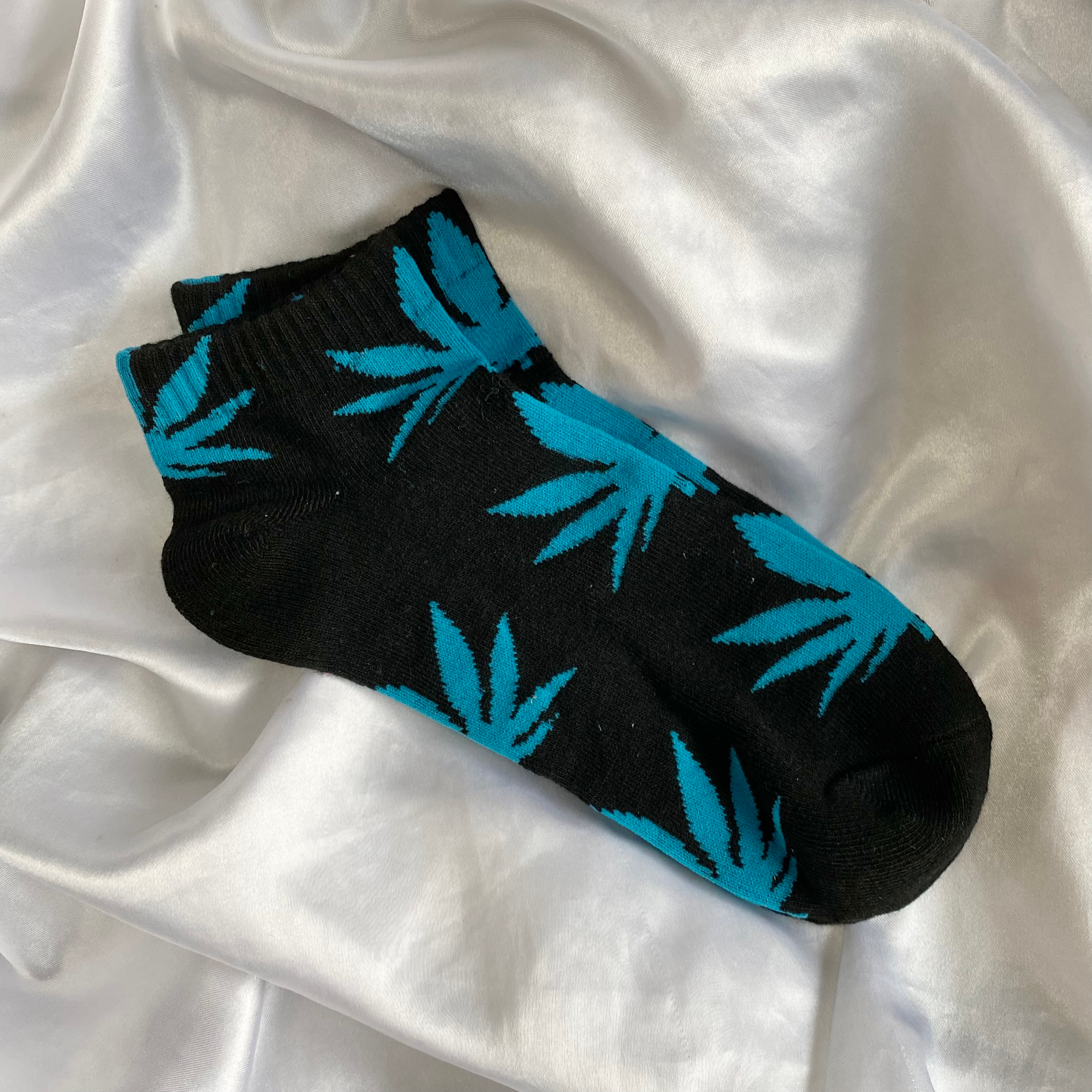Black & Blue Weed Leaf Socks image 0