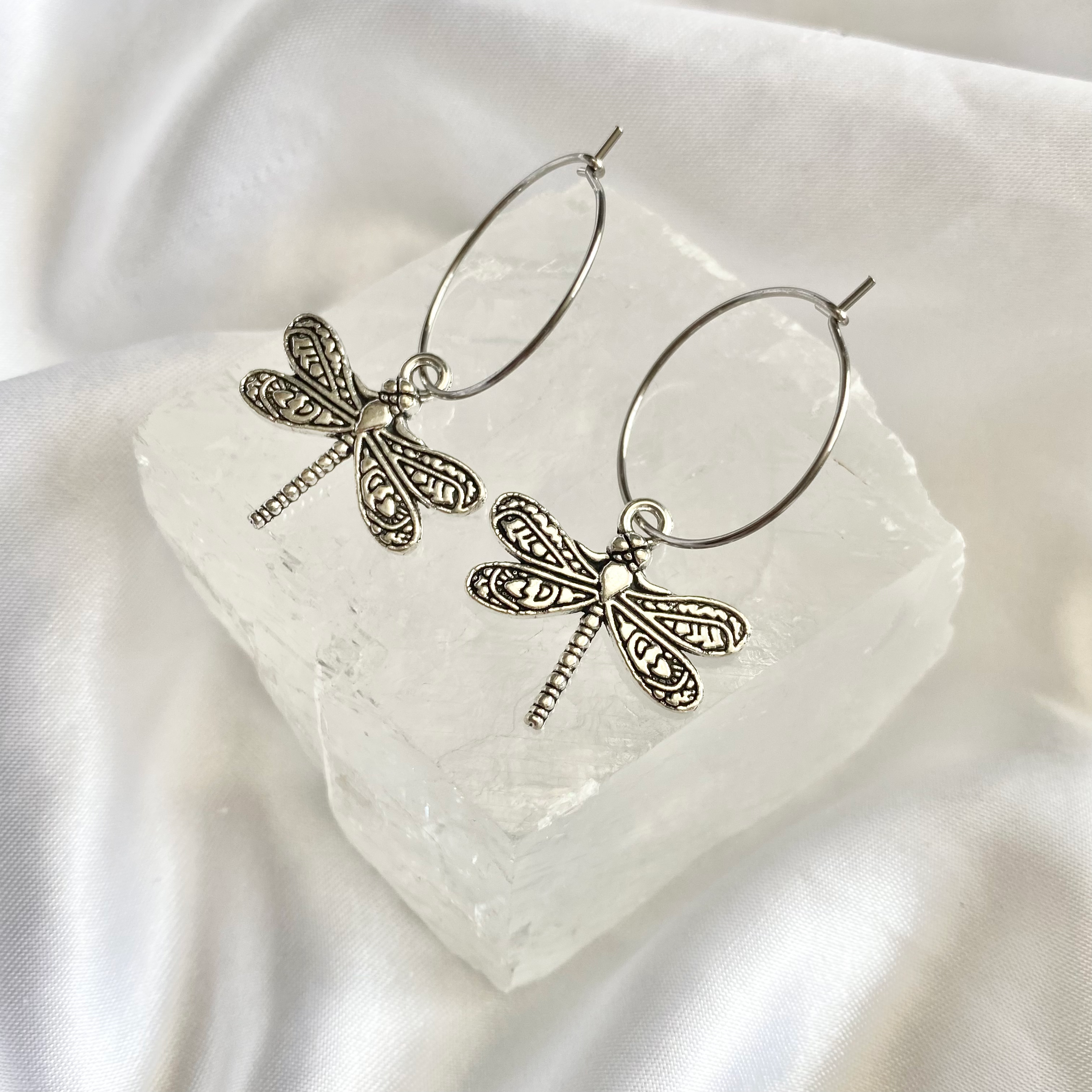 Dragonfly Hoop Earrings image 0