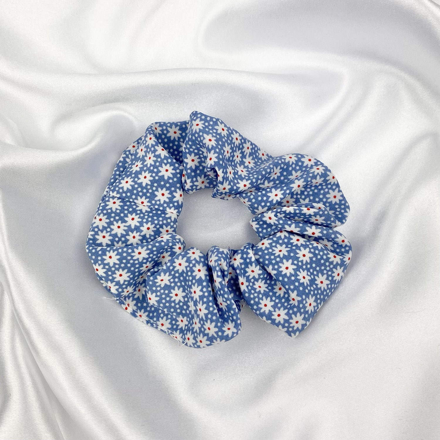 Blue Flower Scrunchie image 0