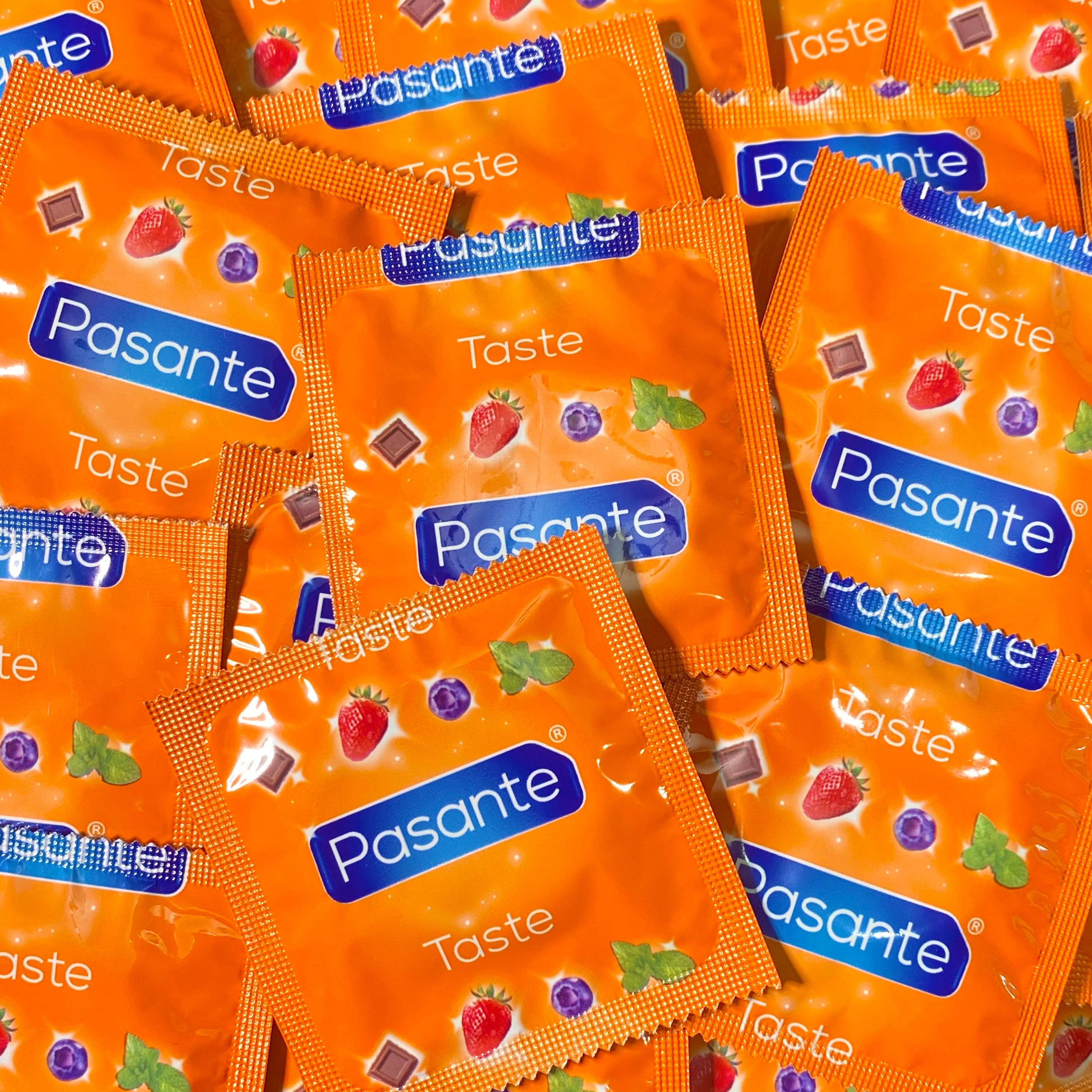 Pasante Taste Condoms image 0